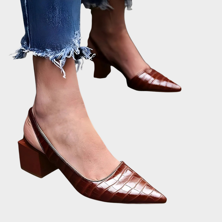 Liora | Pointed block heels with back strap