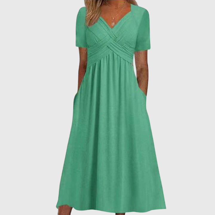Barbara | Flattering Dress