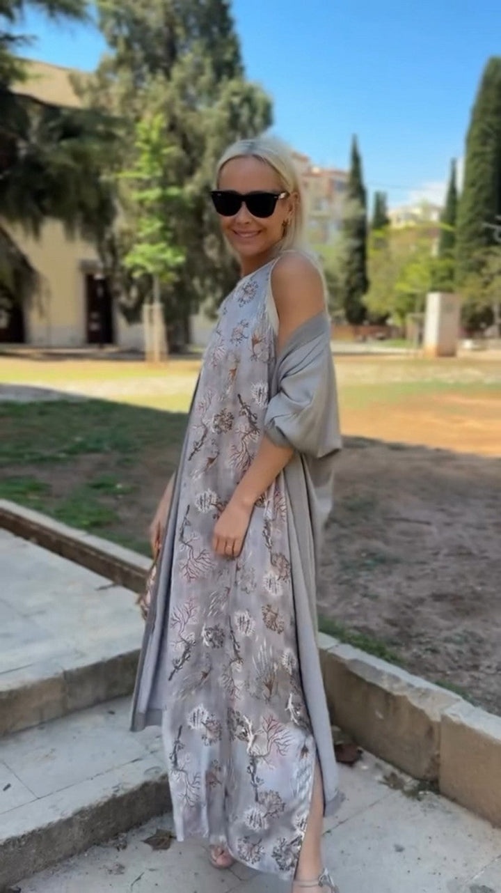 Aurea | Elegant Long Dress with Matching Shawl